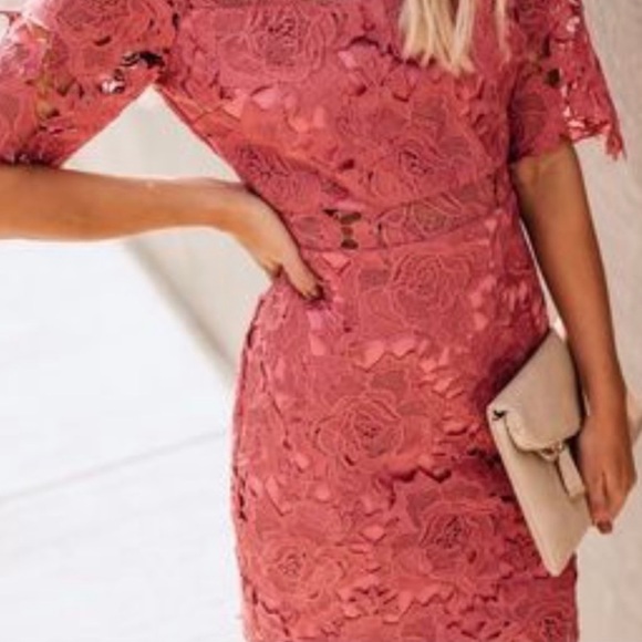 Vici collection mauve lace dress - Picture 2 of 4